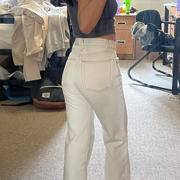 RE/DONE ORIGINALS- White / Bleach Light Wash Wide Leg Jeans - Picture 4 of 8